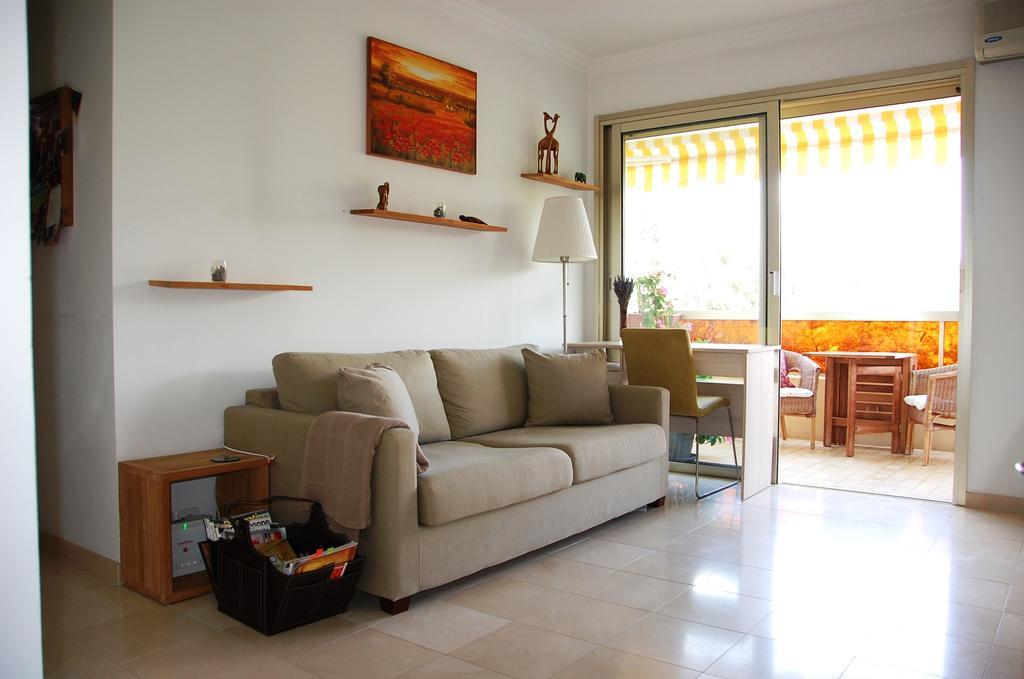 Ferienwohnung Antibes Breguieres Zimmer foto